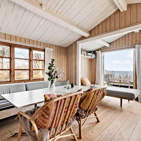 Awesome In Dronningmølle